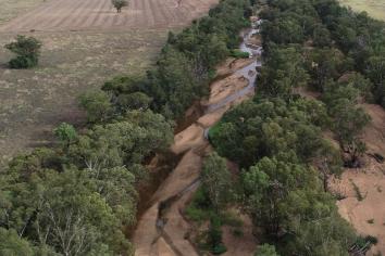 Severe channel infilling in Castlereagh River below Gilgandra